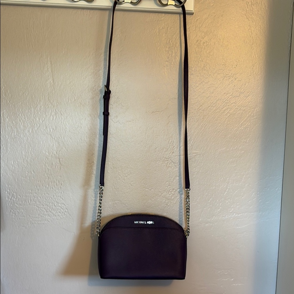 Michael Kors Purple Silver Crossbody Bag Elegant Design - Picture 2 of 3